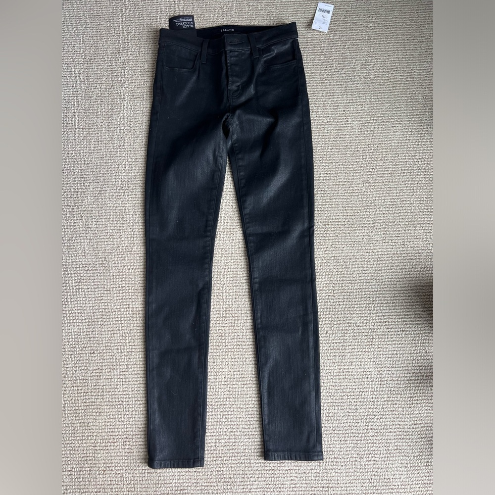 JBrand Super Skinny Black size 26 jeans
